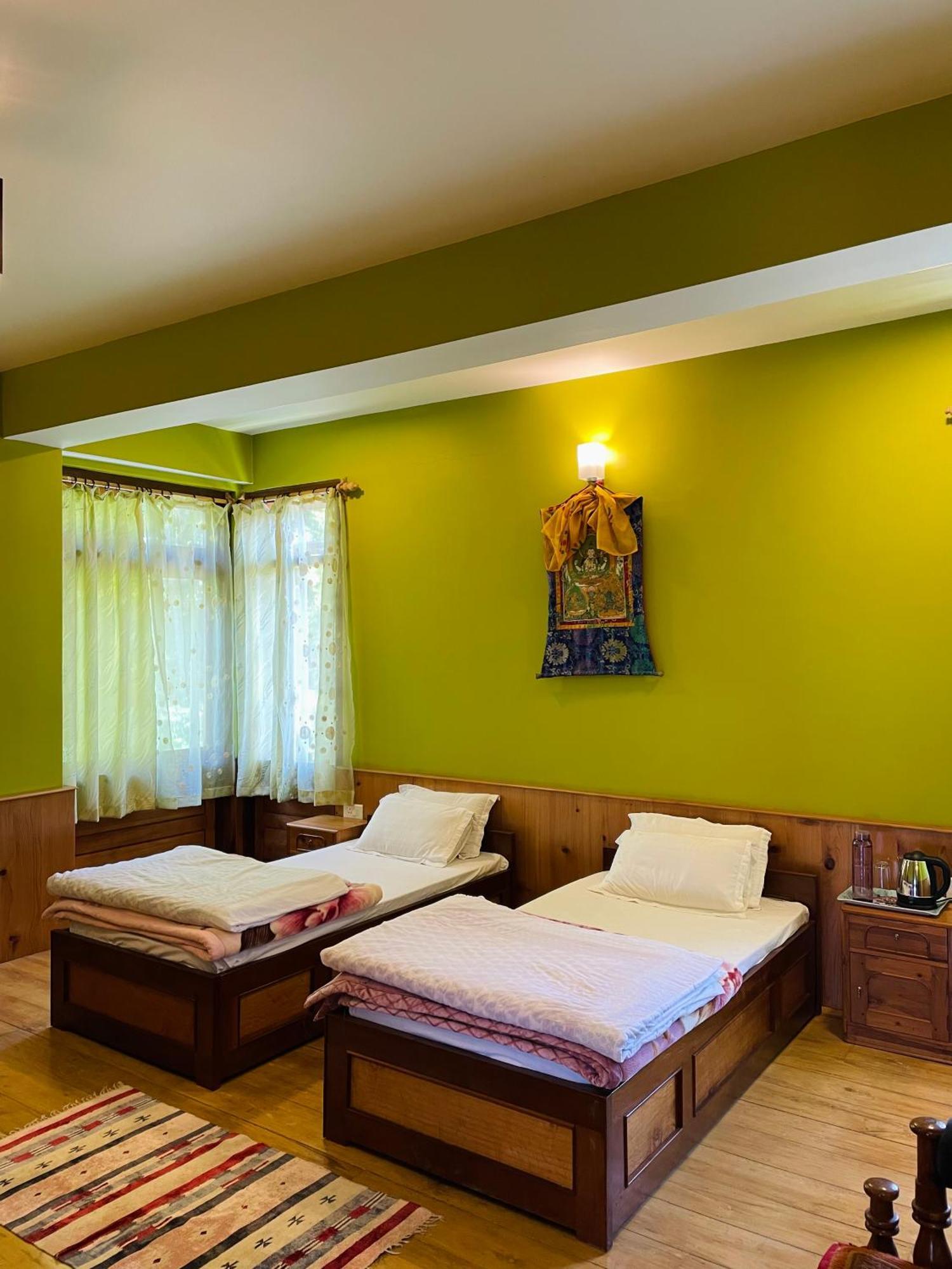 Martam Farmhouse Pelling Extérieur photo