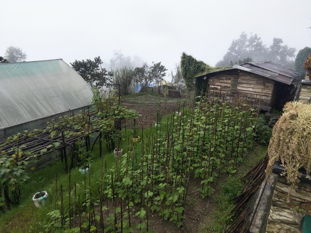 Martam Farmhouse Pelling Extérieur photo